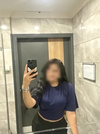 Cara, 20