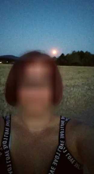 Ela, 38
