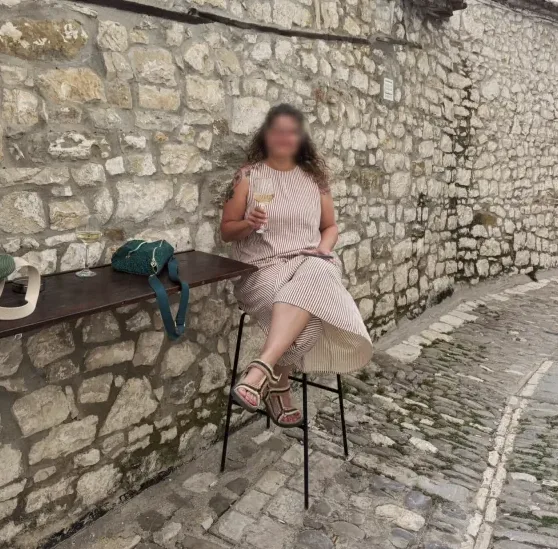Nicole, 35