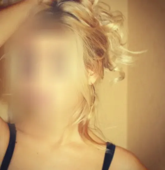 Nora, 28